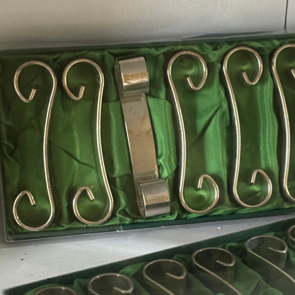 Set van 6 verzilverde messenleggers - Set of 6 silver-plated knife rests