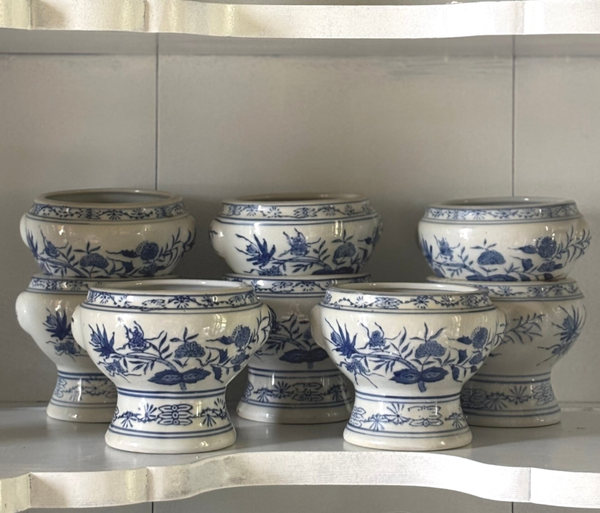 Set van 8 aardewerken soepkommen - Set of 8 earthenware soup bowls