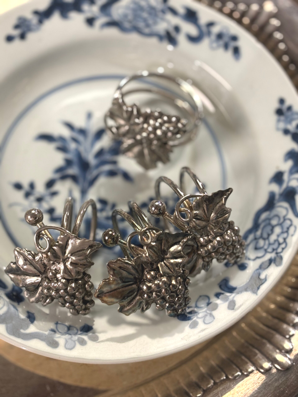 4 Servetringen druiventros - 4 Napkin rings grape cluster