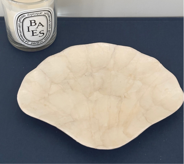 Elegant schaaltje Capiz schelpen (M) - Elegant dish Capiz shells (M)