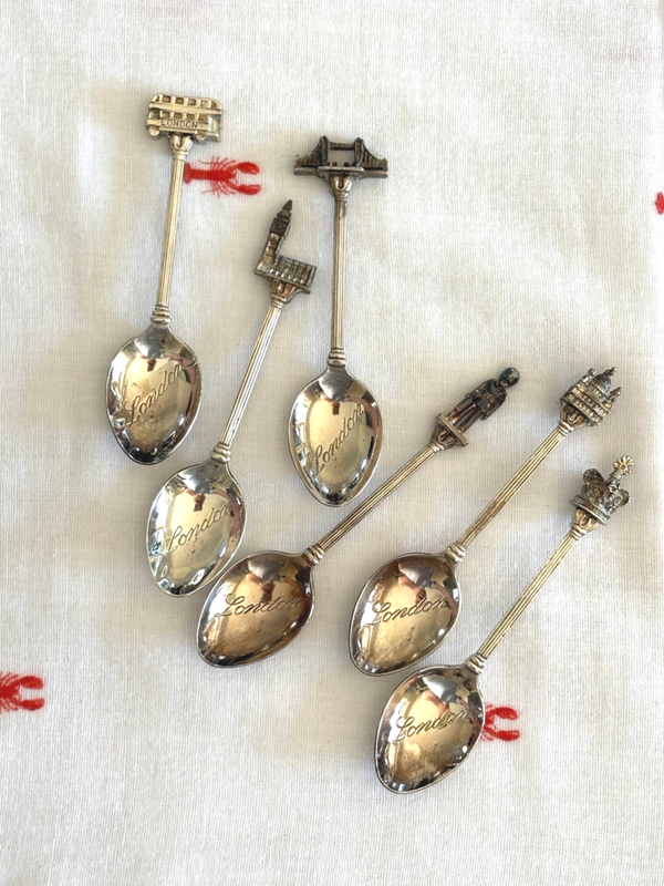 5 Verzilverde lepeltjes 'Londen' - 5 Silver-plated spoons 'London'