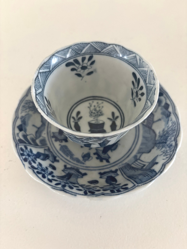 Antieke kop en schotel - Antique cup and saucer