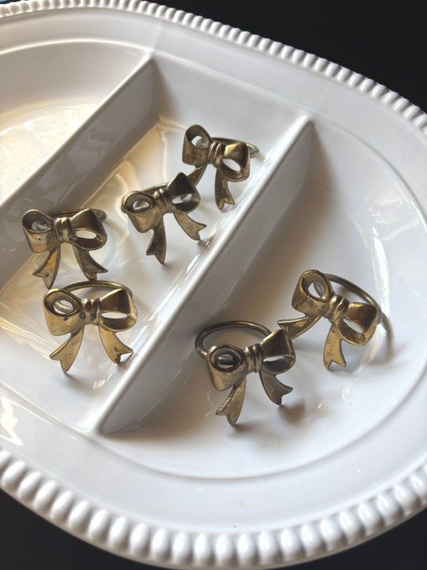 6 Messing servetringen 'strik' - 6 Brass napkin rings 'bow'