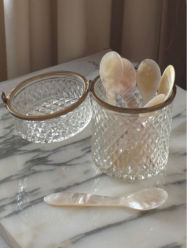 Franse geslepen kristallen dekselpot - French cut crystal lidded jar