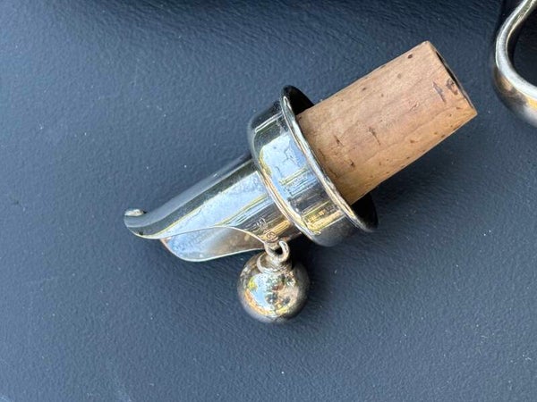 Verfijnde verzilverde flessenstop - Refined silver-plated bottle stopper