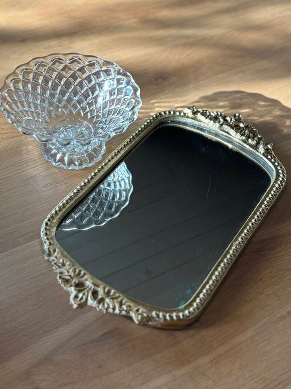 Elegant spiegeldienblad - Elegant mirrored serving tray