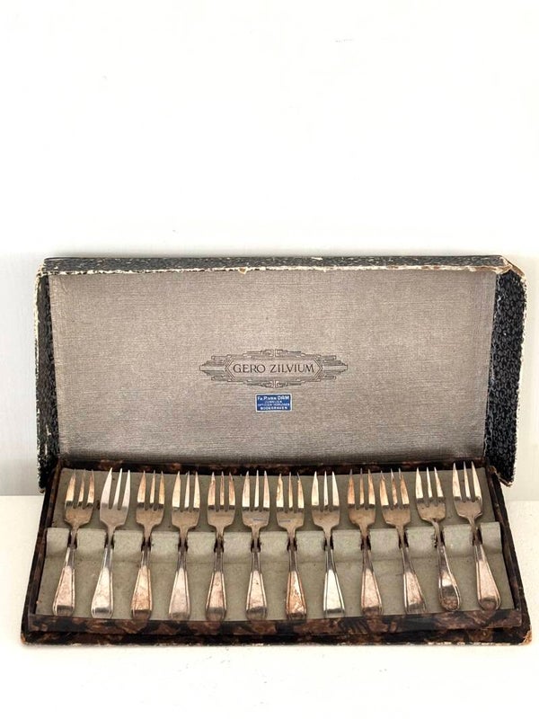 12 Verzilverde vorkjes van Gero Silvium - 12 Silver-plated forks by Gero Silvium