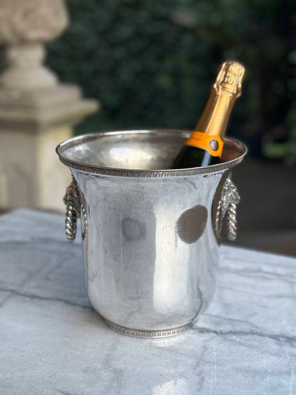 Verzilverde Champagnekoeler 'Leeuwenkoppen' - Silver-plated Champagne cooler 'Lion head'