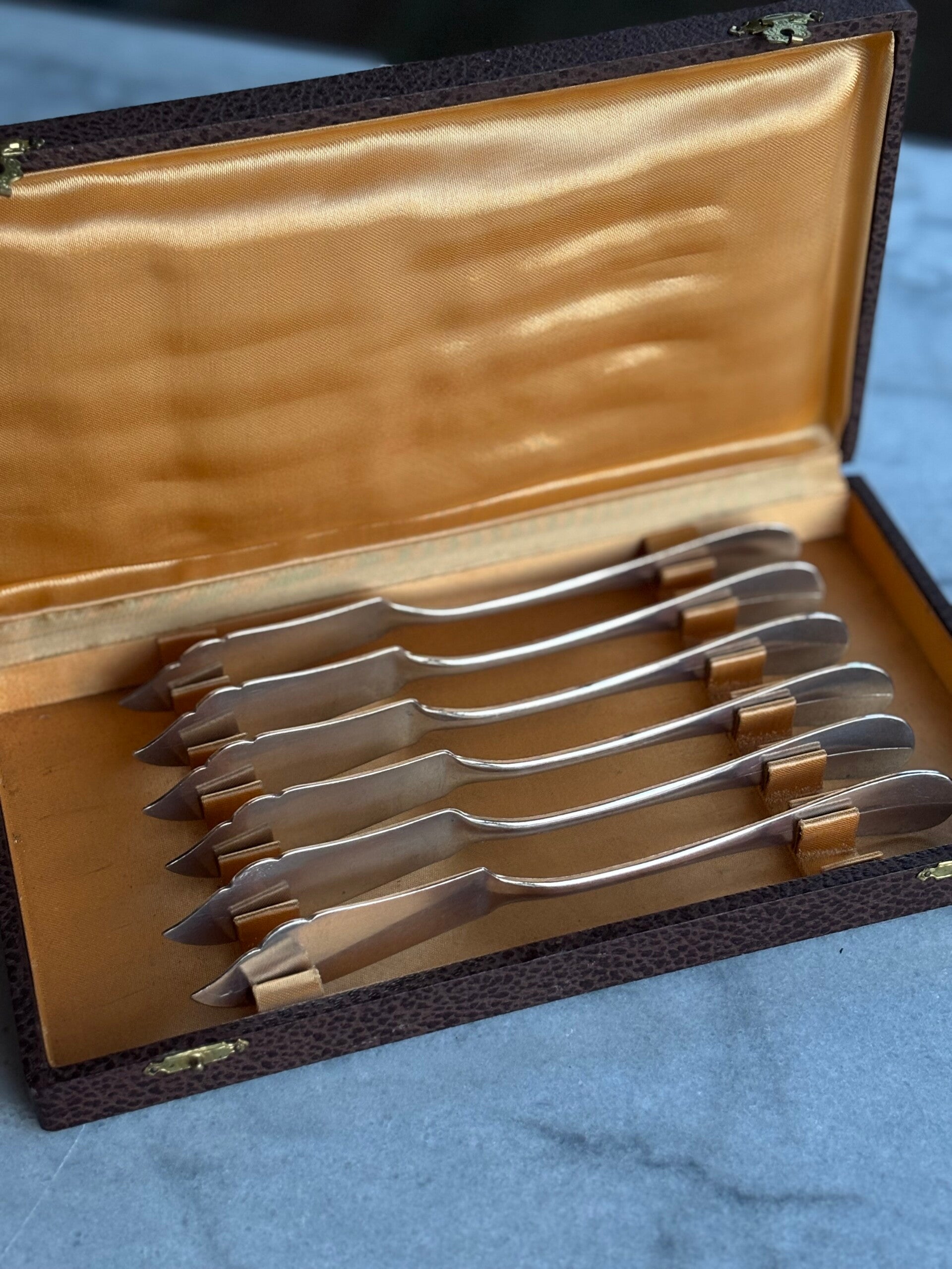 Set van 6 verzilverde antieke vismessen - Set of 6 silver-plated antique fish knives
