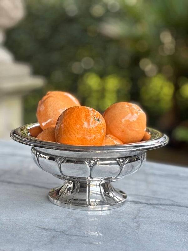 Verzilverde antieke schaal op voet - Antique silver-plated pedestal bowl