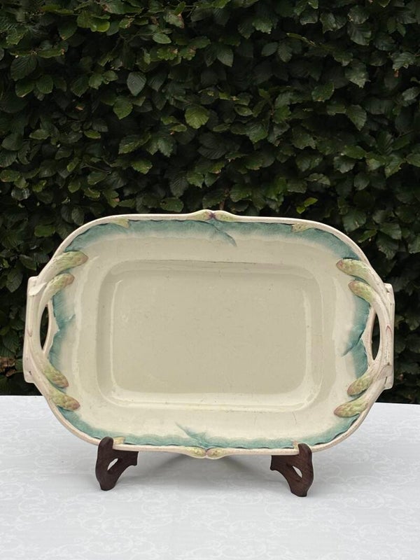 Prachtige antieke aspergeschaal van Sarreguemines France - Exquisite antique asparagus dish by Sarreguemines France