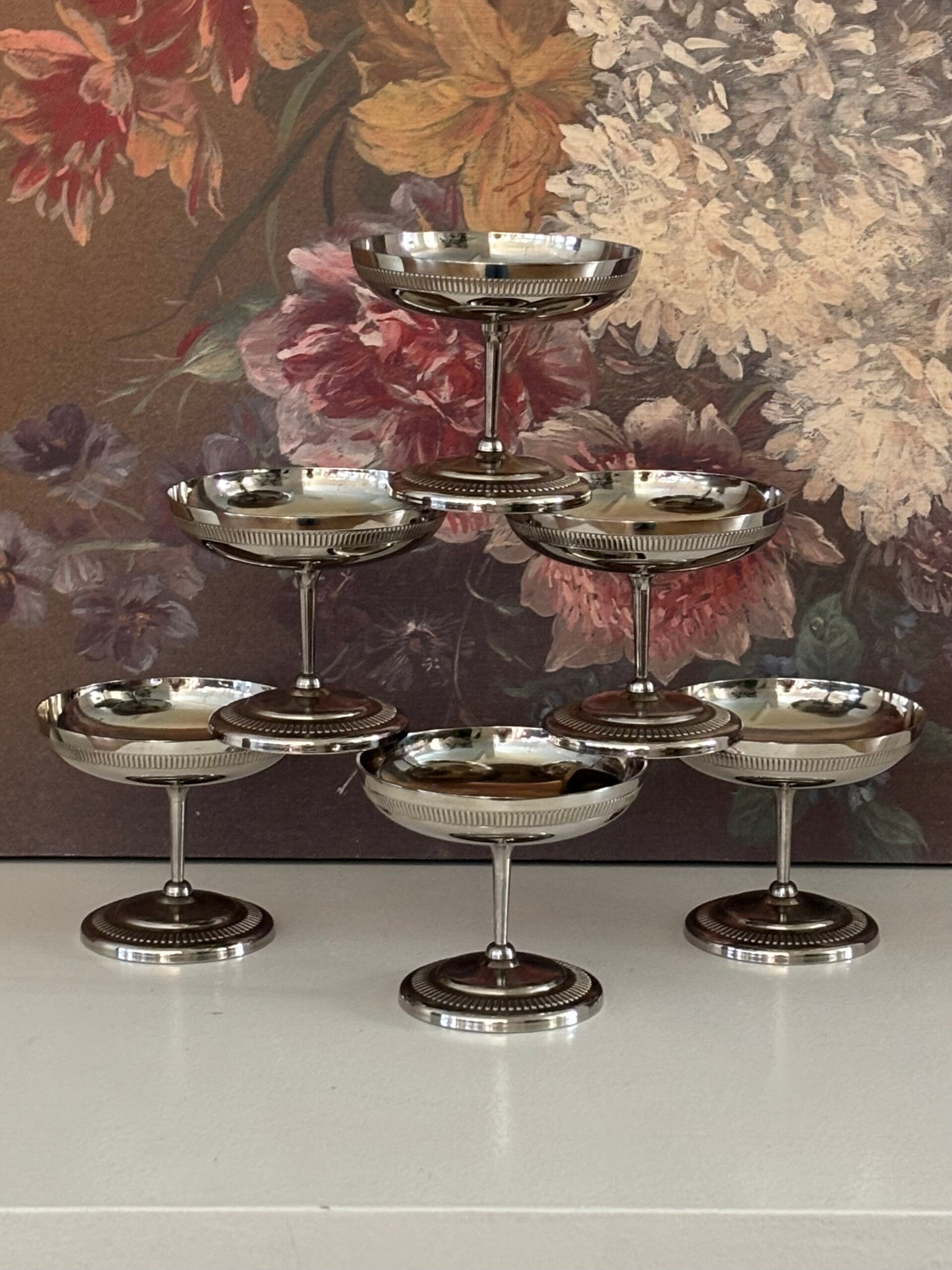 Set van 6 coupes van Remy & Letang - Set of 6 cups by Remy & Letang