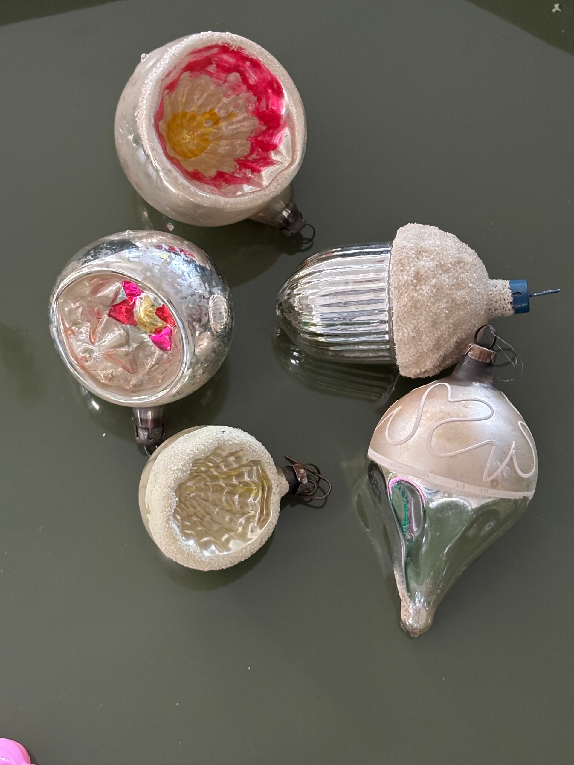 Set van 5 oude kerstornamenten - Set of 5 old Christmas ornaments