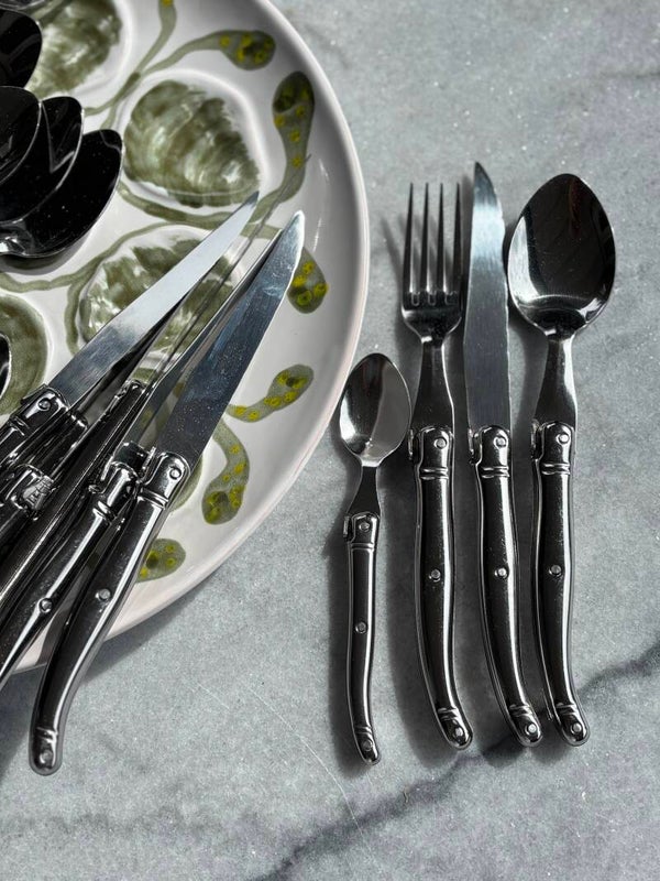 6-Persoons bestekset in de stijl van Laguiole - 6-Person cutlery set in the style of Laguiole