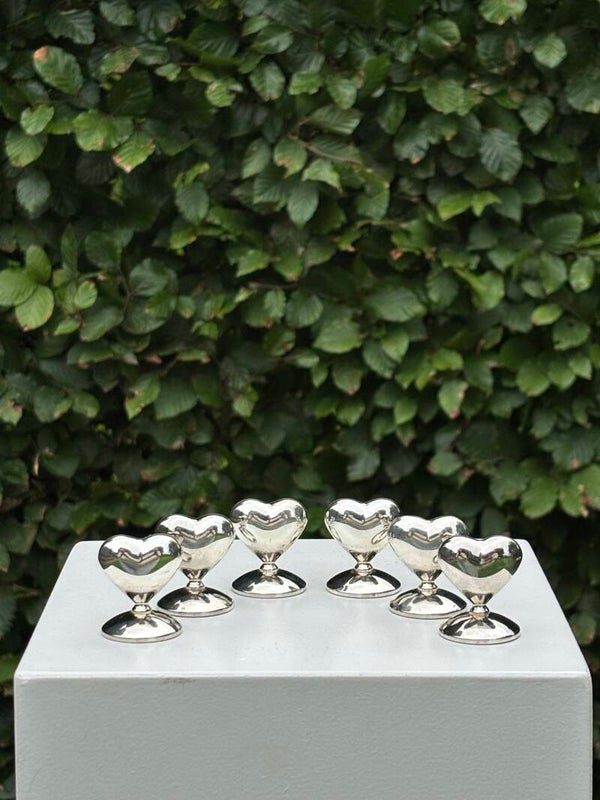 6 Verzilverde naamkaartbordjes - 6 Silver-plated heart-shaped place card holders