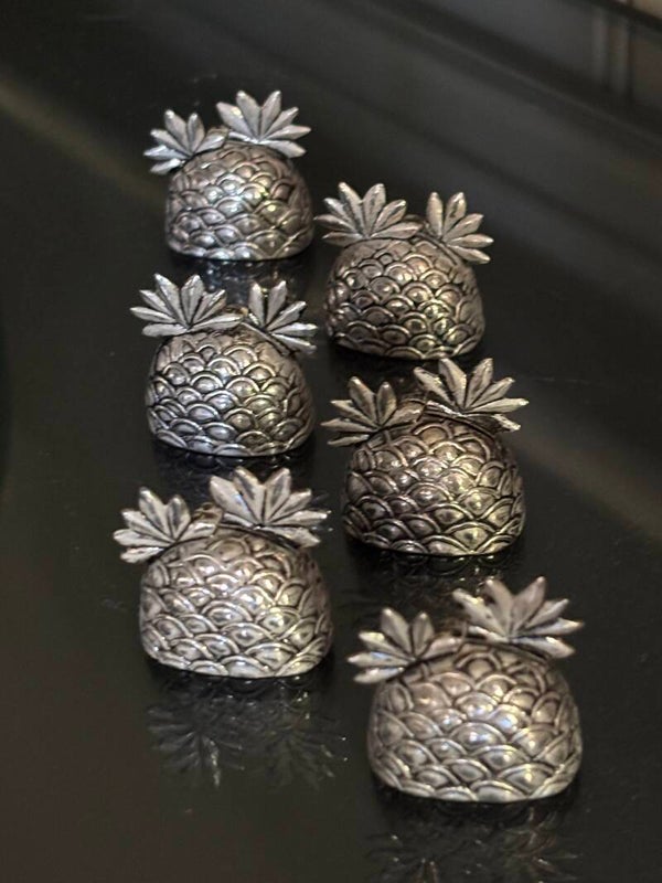 6 Verzilverde naamkaarthouders 'Ananas' - 6 Silver-plated place card holders 'Ananas'