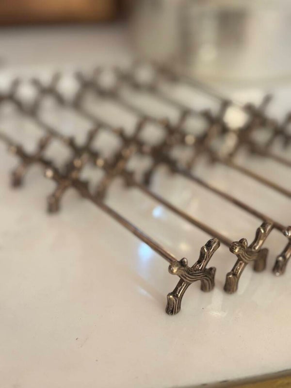 12 Verzilverde messenleggers - 12 Silver-plated knife rests