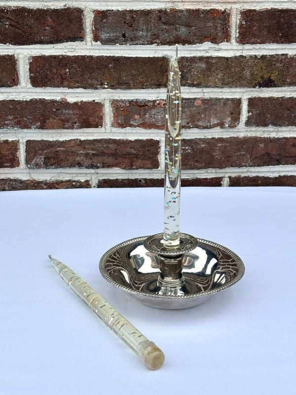 Set van twee Lucite sierkaarsen - Set of two Lucite decorative candles
