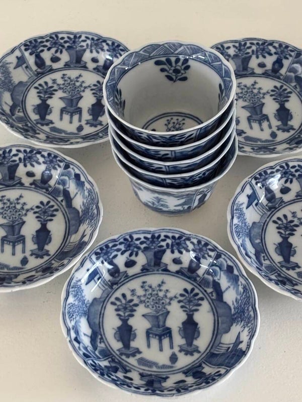 Set van 5 antieke kop en schotels - Set of 5 antique cup-and-saucer pairs