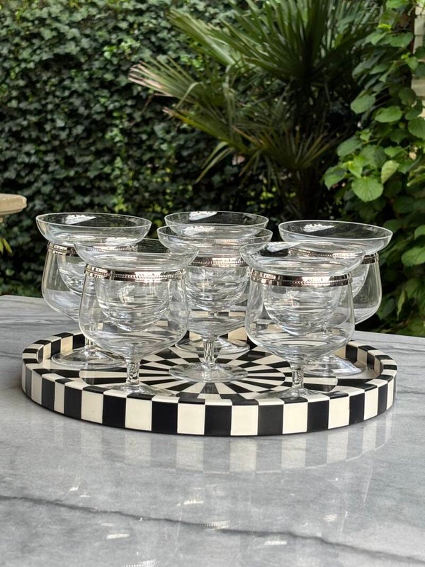 6 Kaviaarcoupes met verzilverde rand - 6 Caviar coupes with silver-plated rim