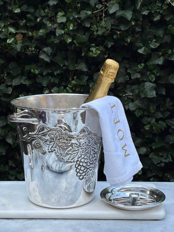 Champagnekoeler met prachtig druivenrankdecor - Champagne cooler with beautiful grapevine décor