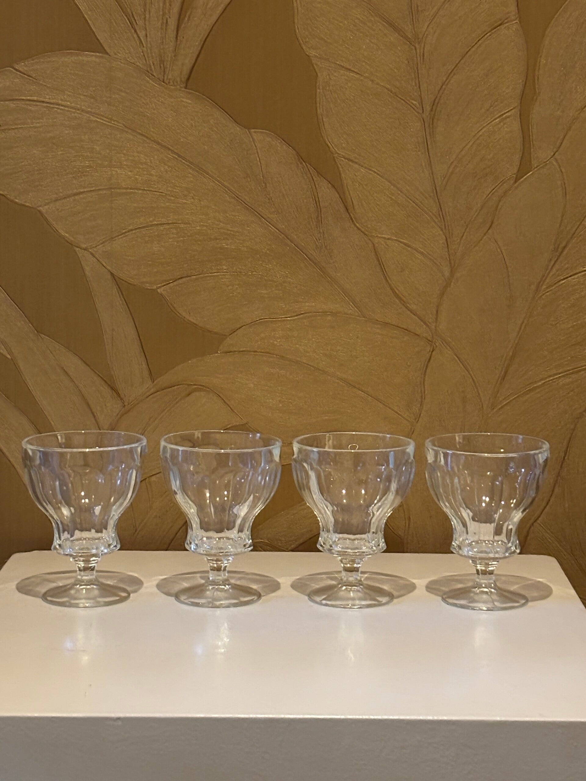 4 Elegante dessertcoupes van Luminarc - 4 Elegant dessert coupes by Luminarc