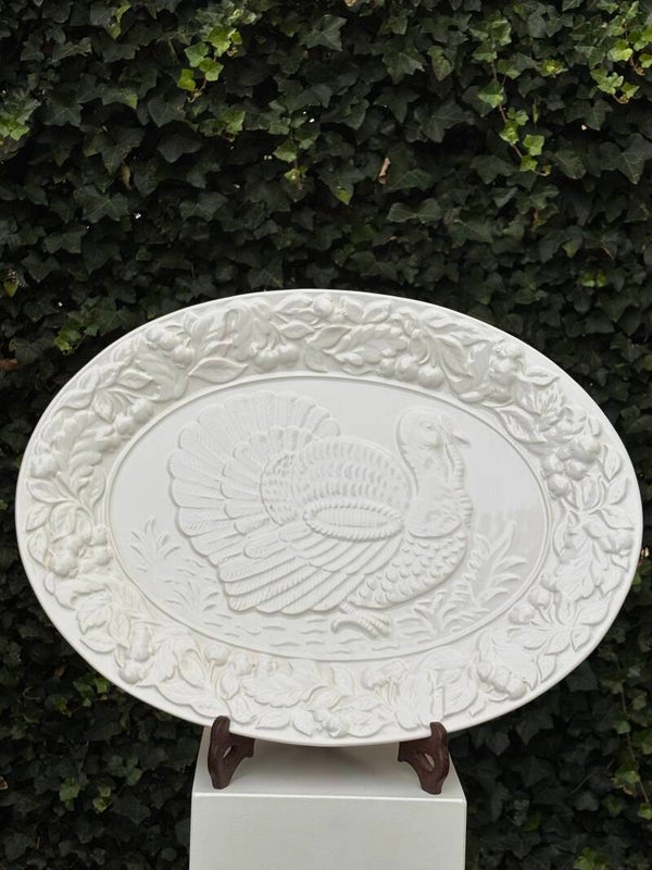 Prachtige XL-schaal 'kalkoen' - Impressive XL earthenware platter 'turkey'