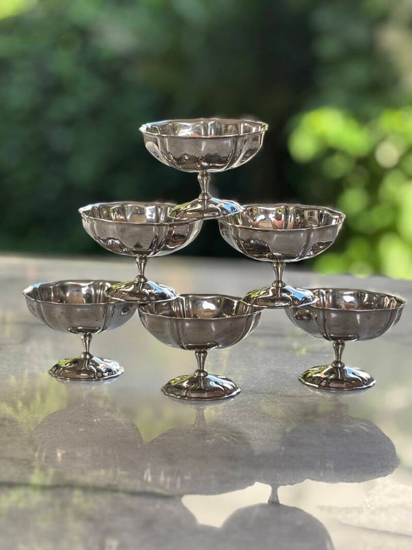 Elegante set van 6 coupes - Elegant set of 6 coupes