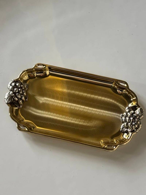 Goudkleurig mini schaaltje met druivenrankdecoratie - Gold-coloured mini tray featuring grapevine decoration