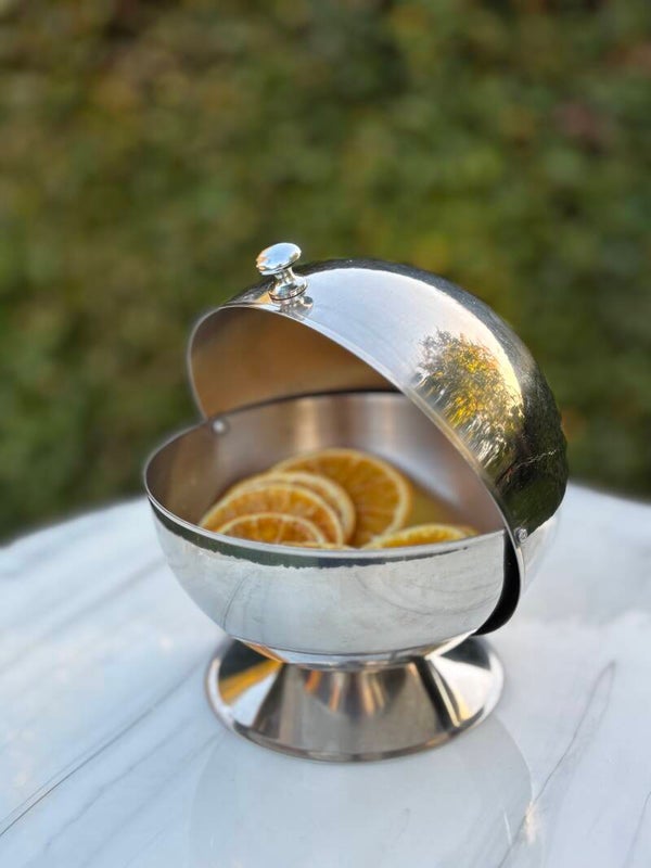 Elegante suikerpot met draaibaar deksel - Elegant sugar bowl with a rotating lid