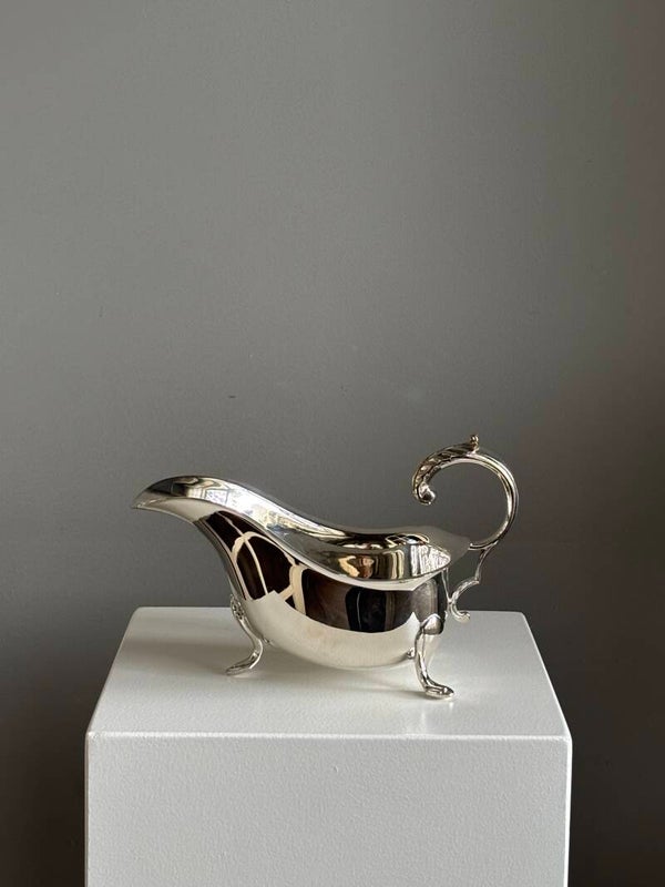 Verzilverde sauskom van E.P.N.S. England - Silver-plated sauce boat by E.P.N.S. England