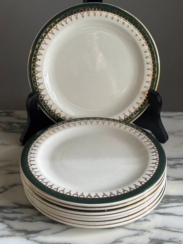 8 Antieke dessertborden ‘Opaceline’ Salins, France - Antique ‘Opaceline’ dessert plates from Salins, France