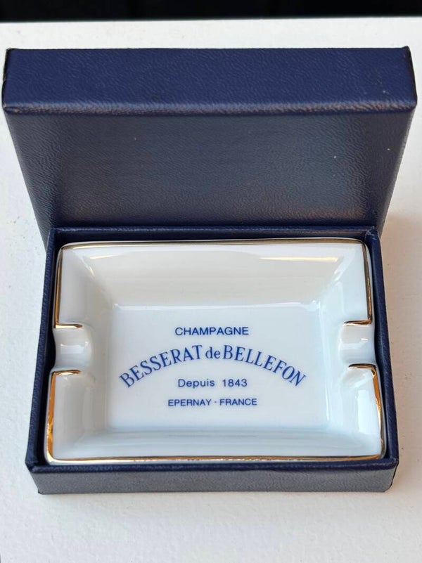 Porseleinen asbak van Champagne Besserat de Bellefon Limoges - Porcelain ashtray Champagne Besserat de Bellefon Limoges
