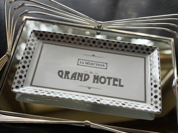 Porseleinen serveerbord ‘La Sélection du Grand Hotel’  - Porcelain serving platter ‘La Sélection du Grand Hotel’