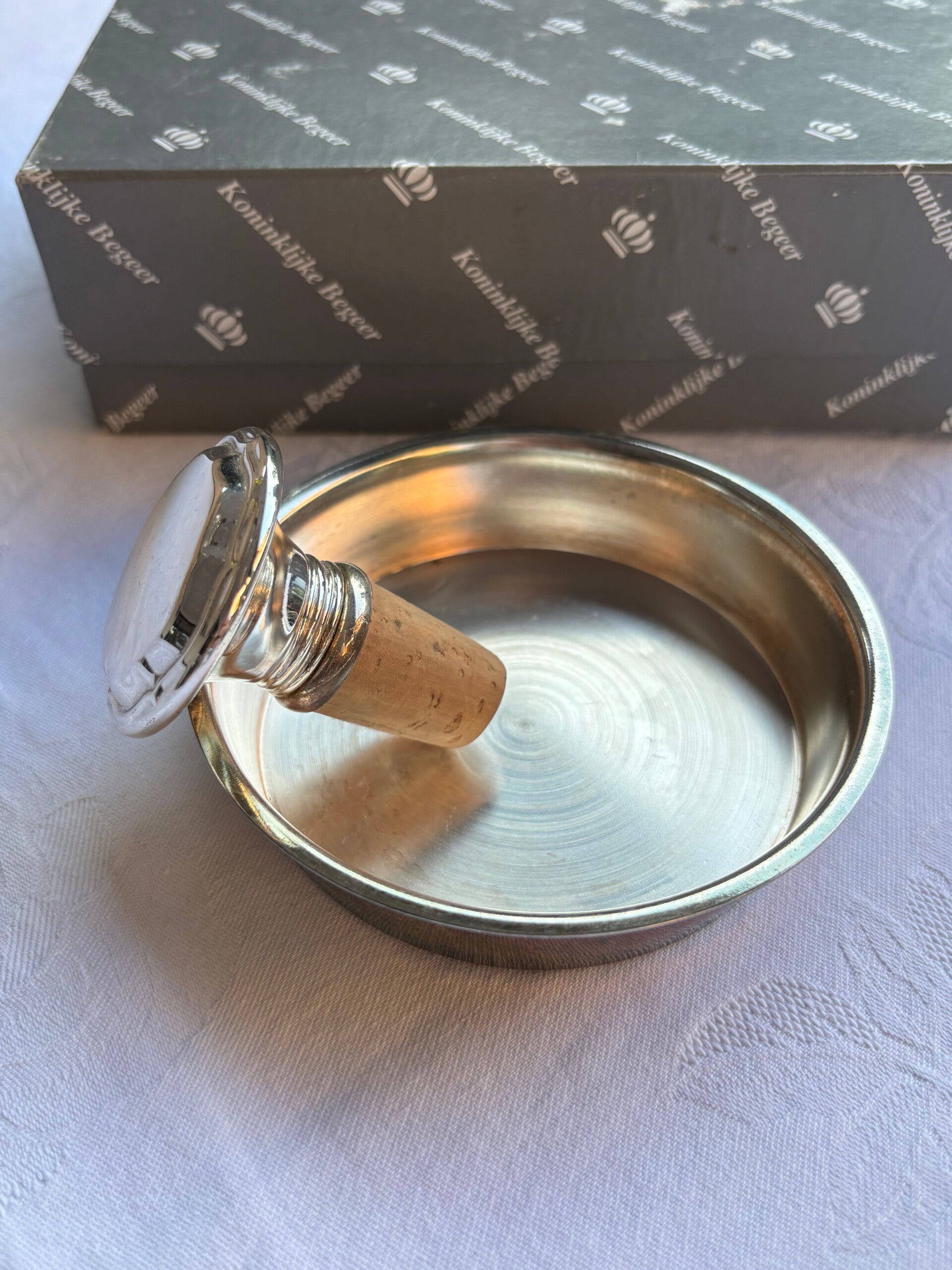 Verzilverde flessenstop & fleshouder van Koninklijke Begeer - Silver-plated bottle stopper & holder by Koninklijke Begeer