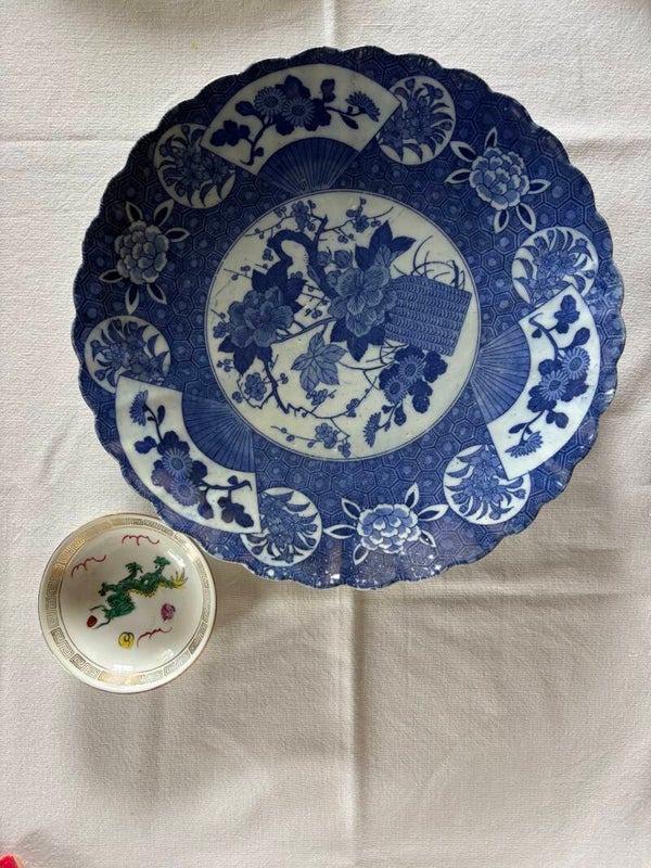 Groot Japans Imari porseleinen bord periode (ca. 1780–1840) - Large Japanese Imari porcelain plate  (circa 1780–1840)
