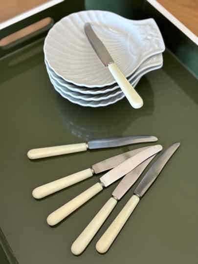 Set van 6 fijne vintage botermesjes - Set of 6 fine vintage butter knives