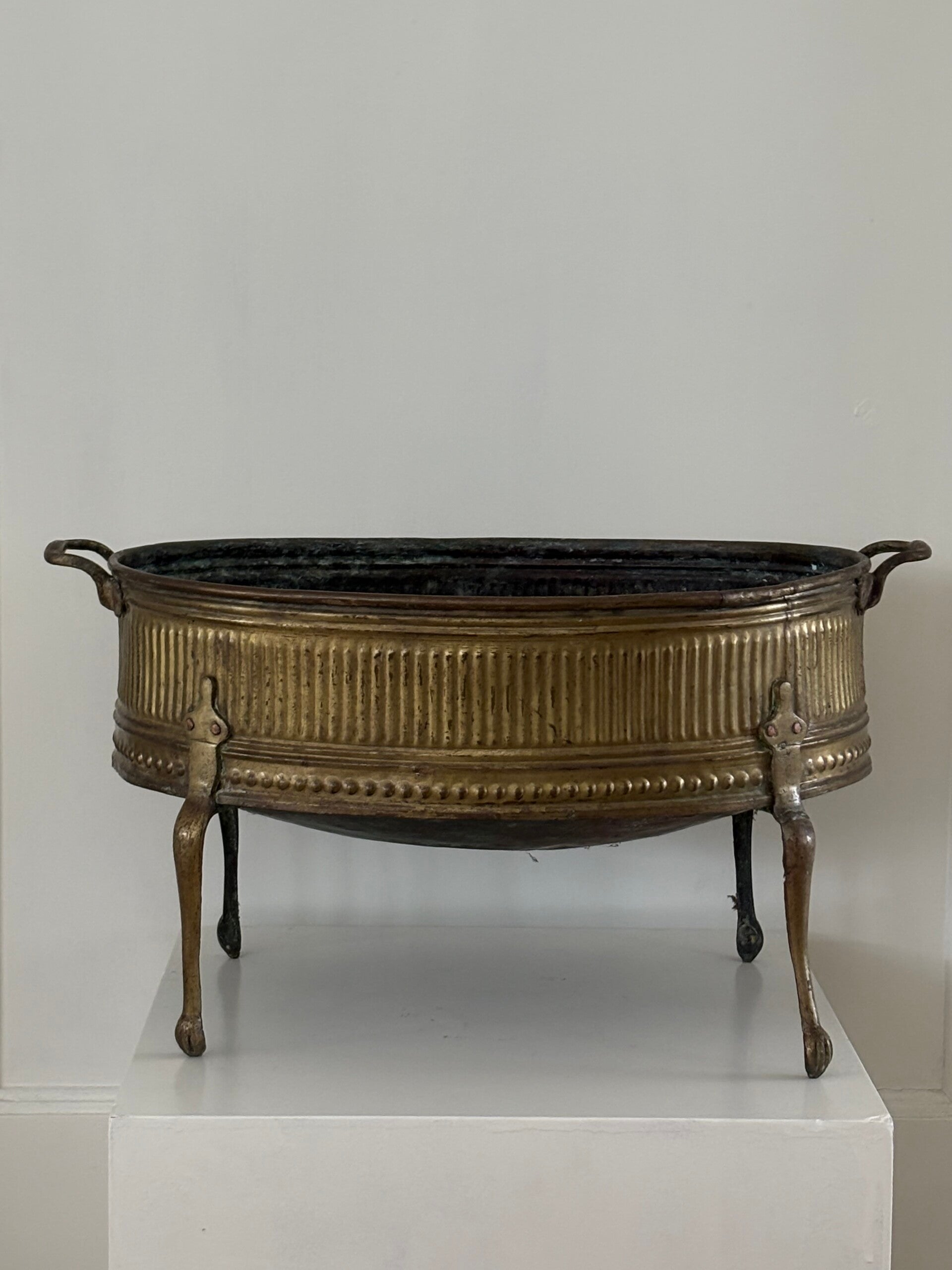 Bijzonder grote Franse antieke jardinière - Remarkably large French antique jardinière