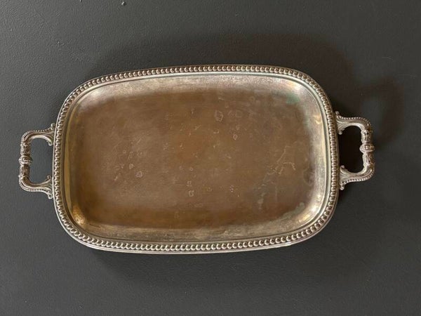 Verzilverd dienblaadje met verfijnde details - Silver-plated serving tray with beautifully detailed craftsmanship