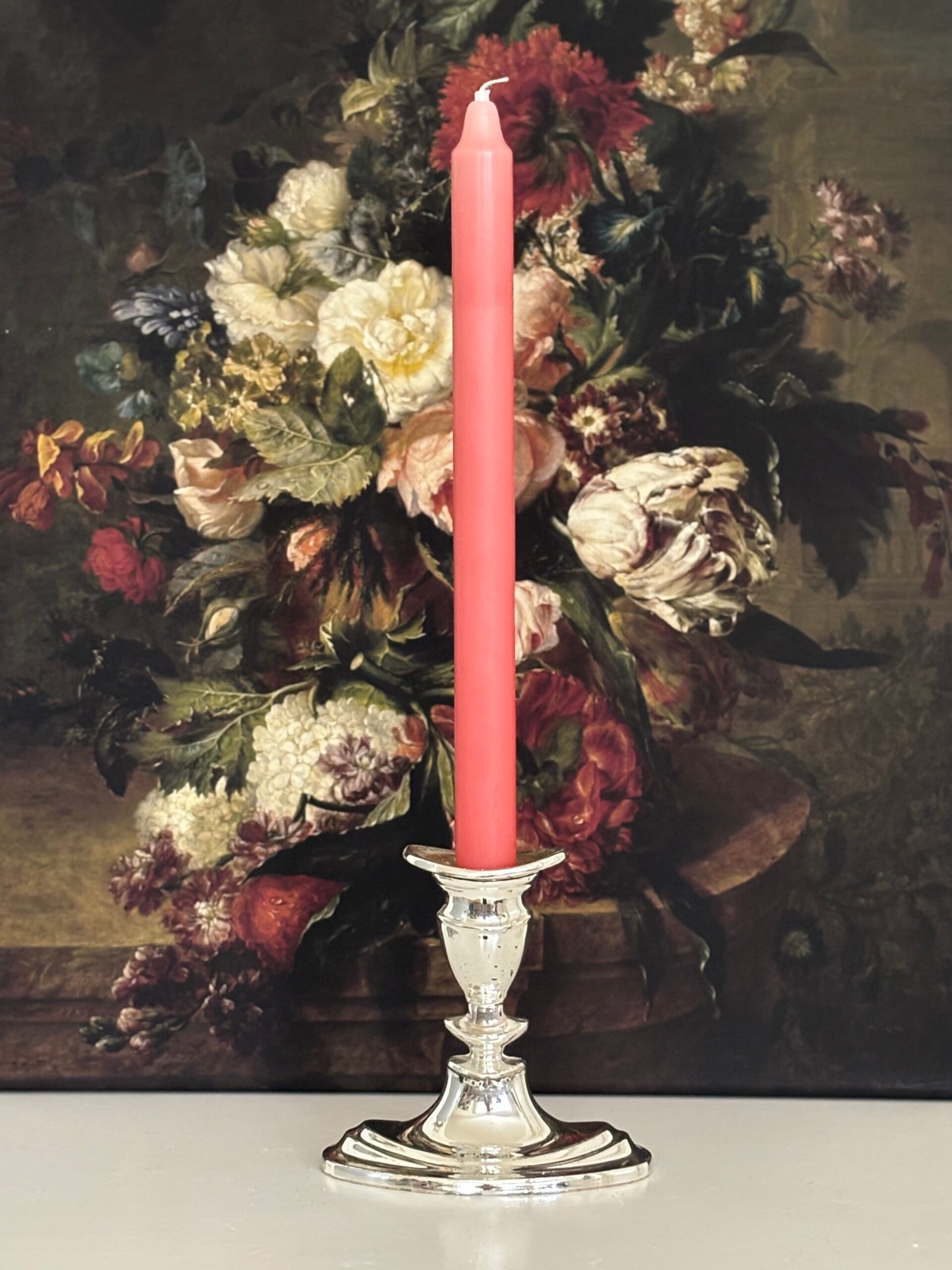 Zilverkleurige ovale kandelaar - Silver-toned oval candlestick