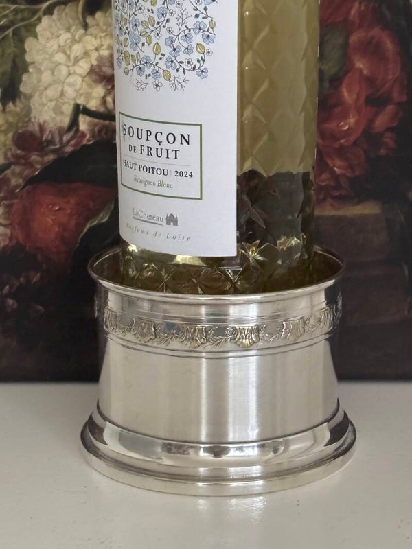 Verzilverde fleshouder met klassieke details - Silver-plated bottle holder with classic detailing