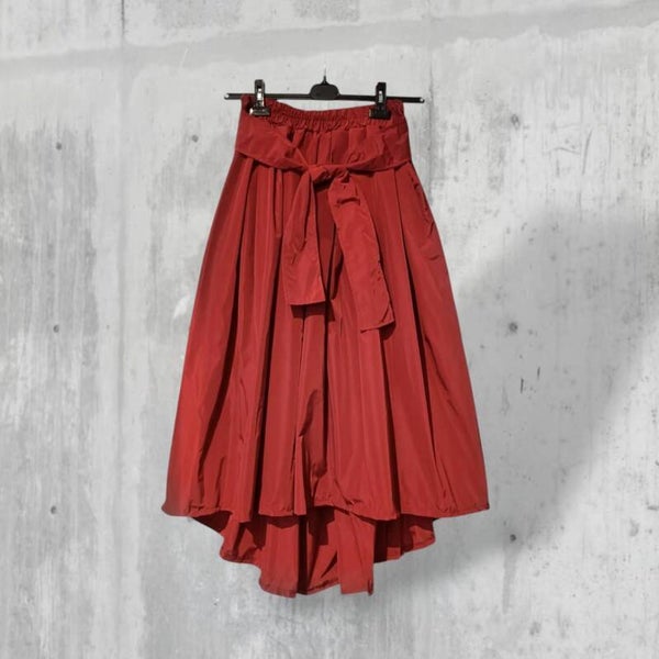 eleganter Taft Rock "Aoki" mit Gummibund und Bindegürtel in bordeaux