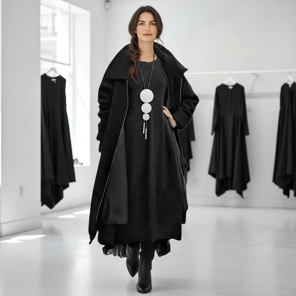 Winter Mantel in Tulpenform, mit Innenfutter in schwarz
