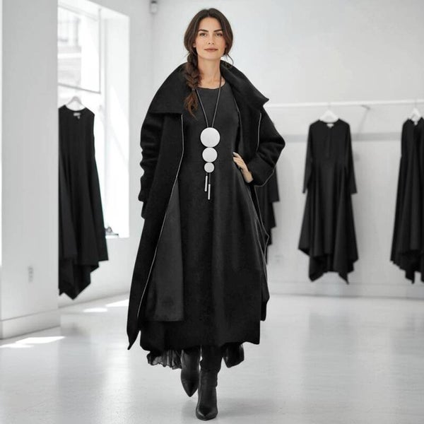 Winter Mantel in Tulpenform, mit Innenfutter in schwarz