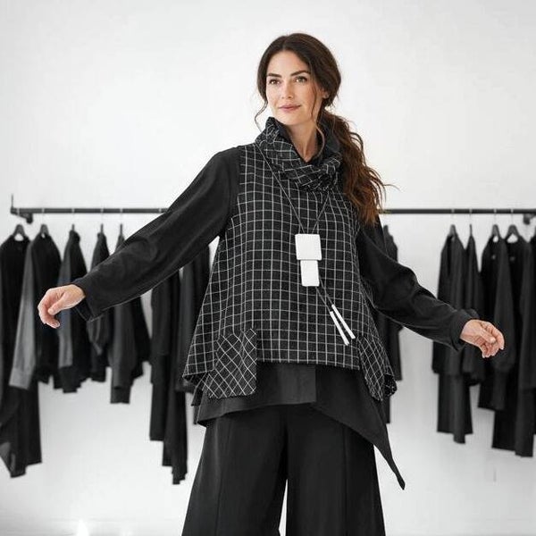 Top mit Ziertaschen und Kragen in schwarz-grau