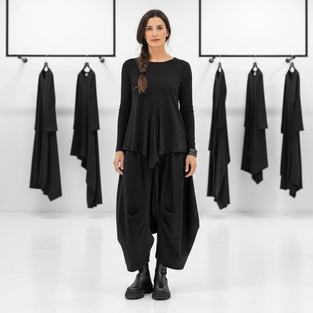 Feinkord-Hose "Yuki" mit Gummibund und Eingrifftaschen in schwarz