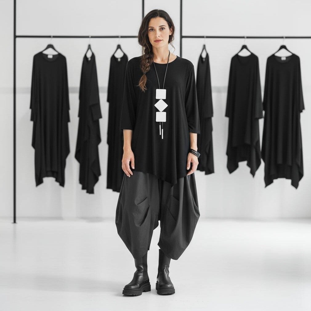 extravagante lange Kautschuk Kette mit stylishen Elementen