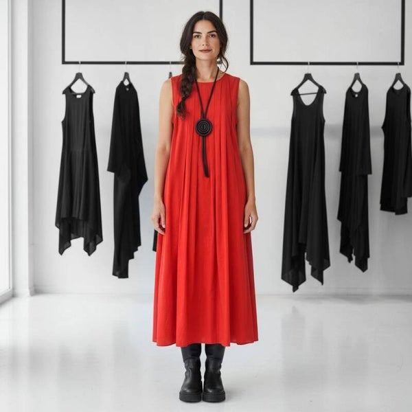 Kleid aus feiner Baumwolle in modischer A-Linie in rot