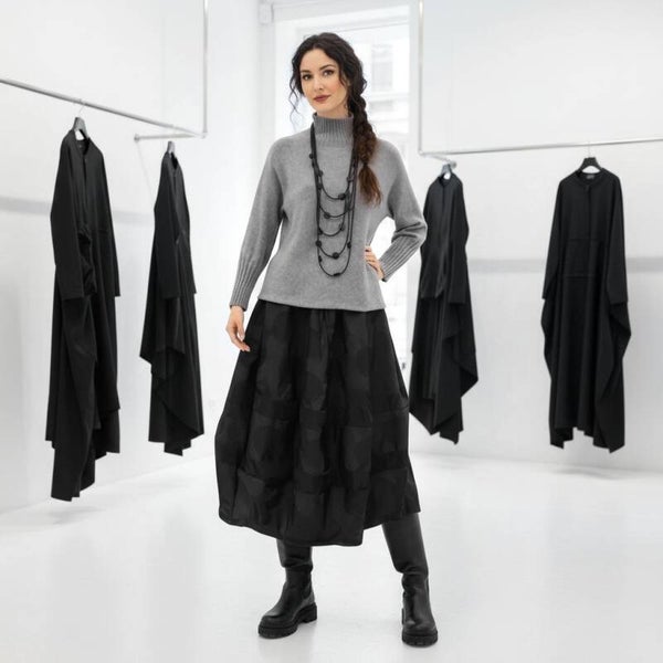 Taft Rock "Shinzu" in modischer Tulpenform mit Dots in schwarz