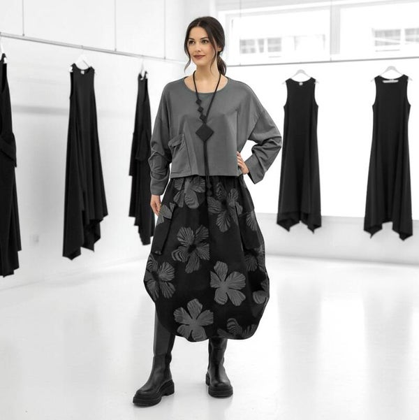 kurzes Oberteil in Kastenform mit seitlicher Tasche in anthrazit